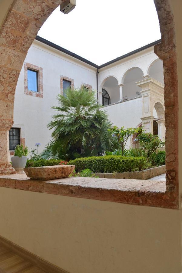 Convento Di Stignano Hotel Rignano Garganico Buitenkant foto