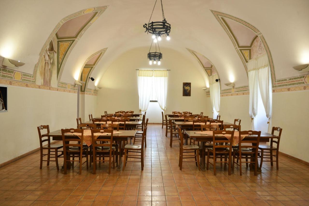 Convento Di Stignano Hotel Rignano Garganico Buitenkant foto
