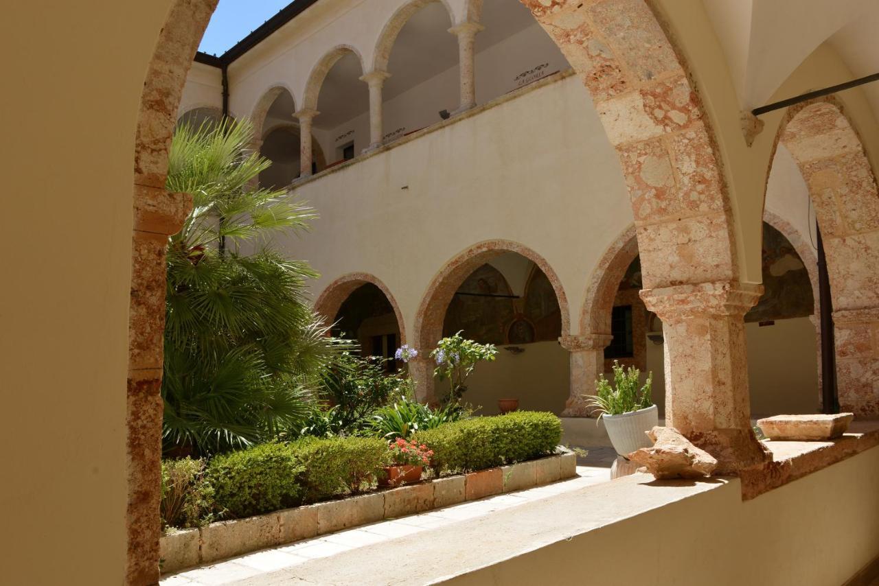 Convento Di Stignano Hotel Rignano Garganico Buitenkant foto