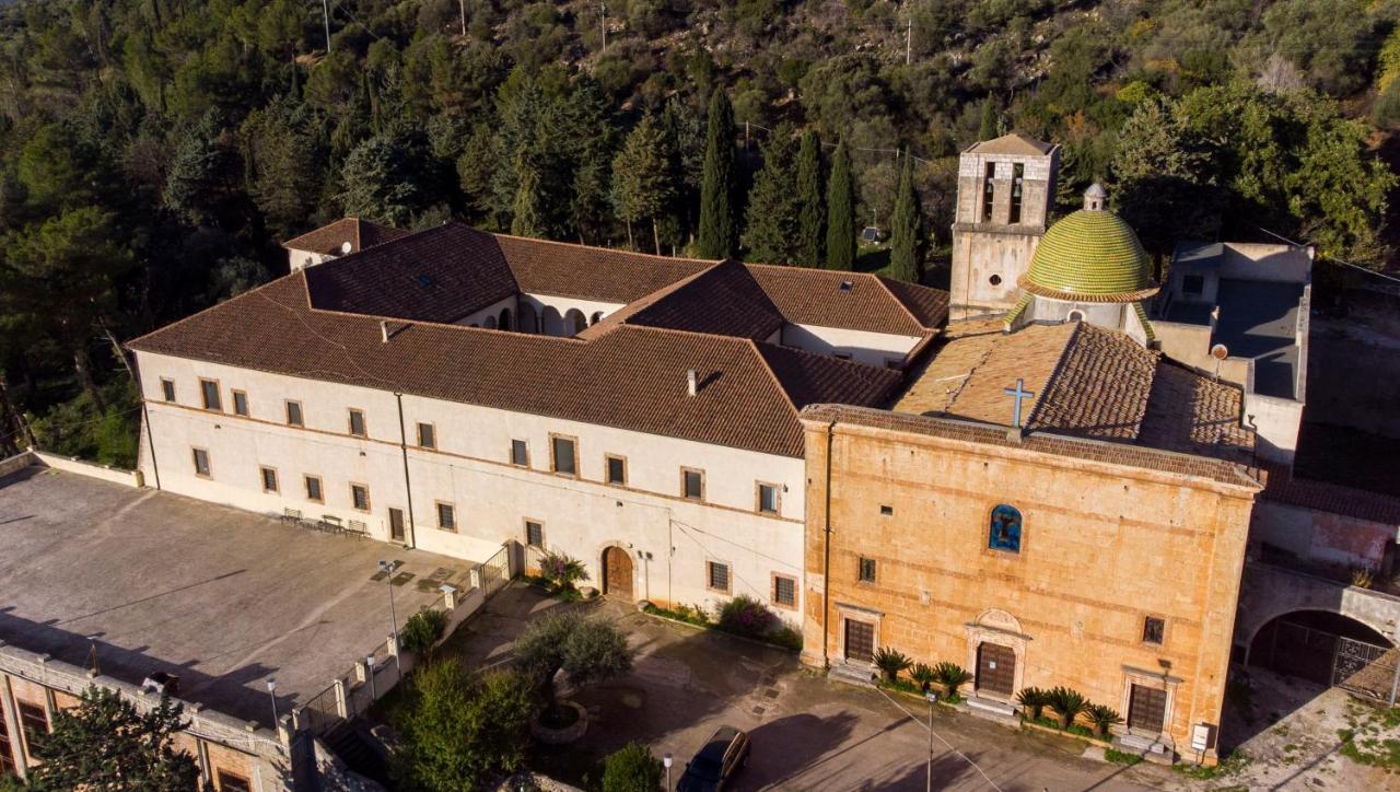 Convento Di Stignano Hotel Rignano Garganico Buitenkant foto