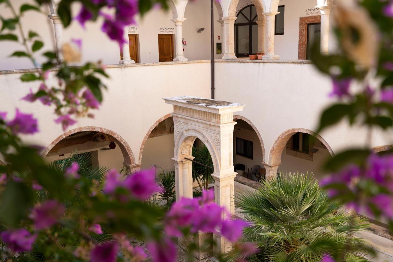 Convento Di Stignano Hotel Rignano Garganico Buitenkant foto